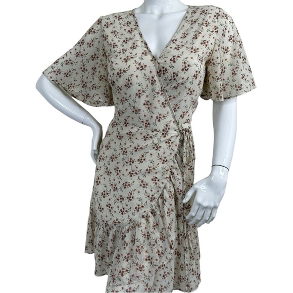 Olivia Grey flower pattern mini wrapped dress cream beige floral sundress NWT XL - Picture 15 of 15